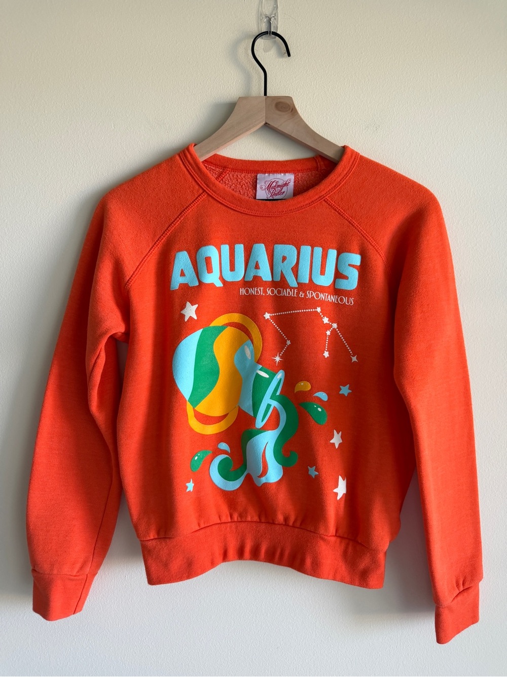 Midnight Rider Aquarius Graphic Sweatshirt XS Orange Fleece Zodiac Pullover USA